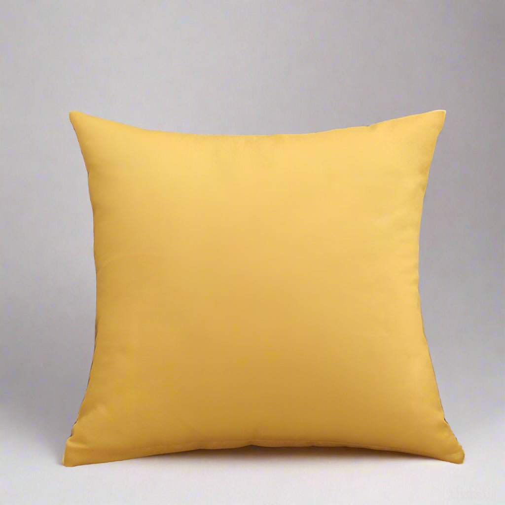 Daisy Classic Pillow Cover Pillow Covers - Pillow Blooms